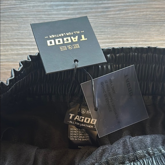 Black Faux Leather Women Shorts - Picture 5 of 7